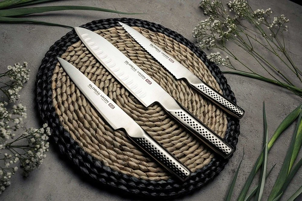 Global Ukon 18cm Hollow Edge Santoku Knife (GU-04) - Image 11