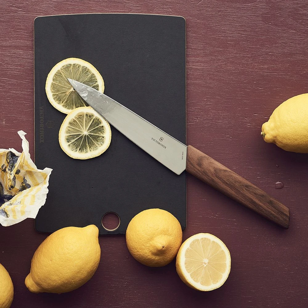 Victorinox Swiss Modern Walnut Carving Set (690912) - Image 2